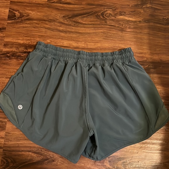 Lululemon hotty hot shorts - Picture 3 of 3